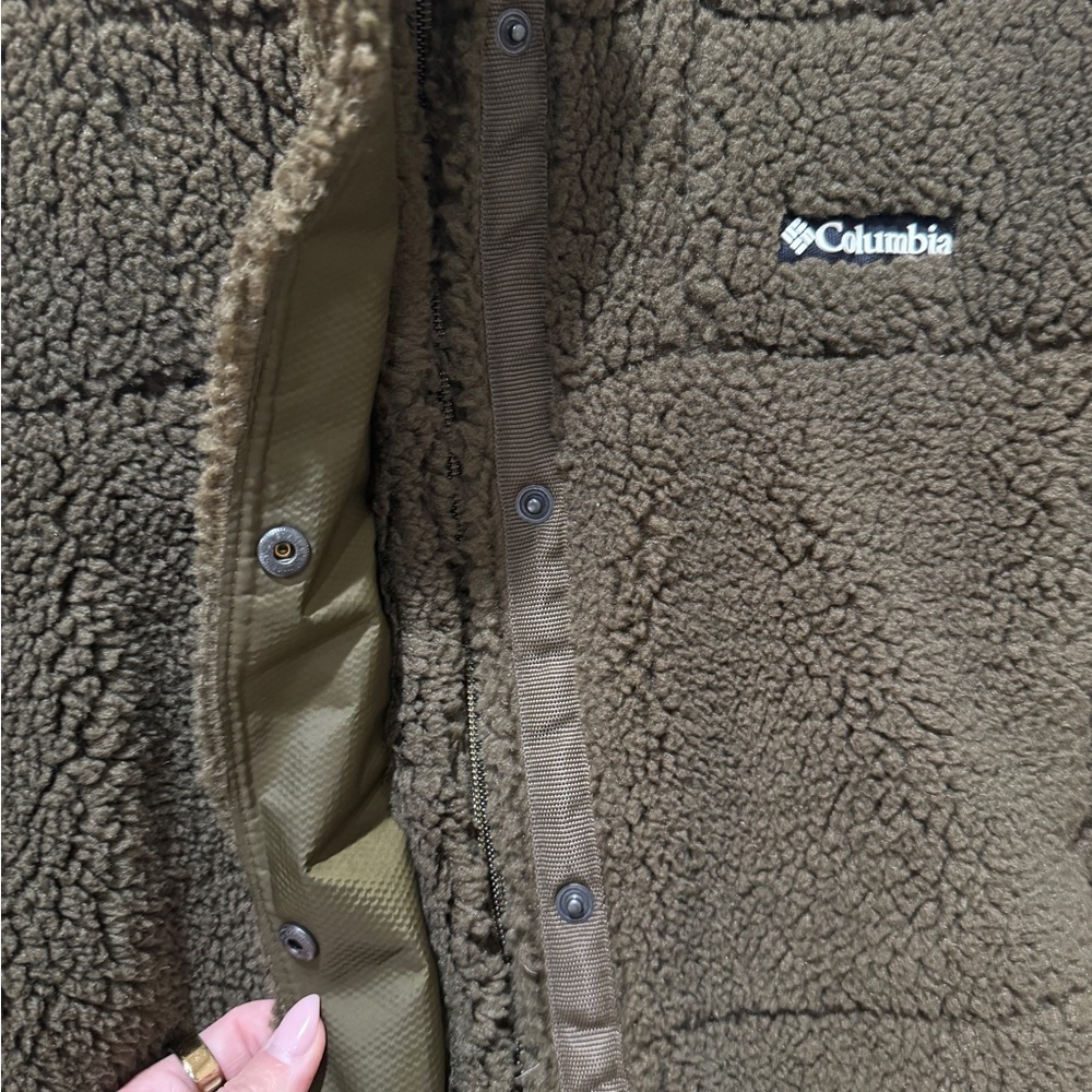 Columbia Women's Cozy Lodge Baffled Sherpa Fleece - Picture 4 of 8